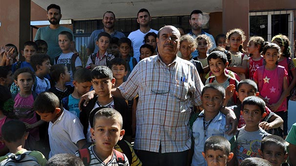 Hatay'ın Reyhanlı ilçesindeki mahallede iki kişi hariç herkesin soyadı aynı