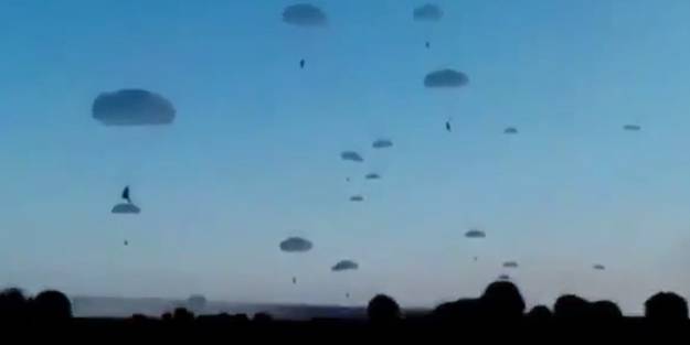 Hava indirme harekatı başladı! Ukrayna'dan dehşet görüntüler