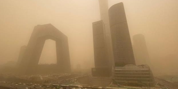 Hava kirliliği 160 kat arttı! Çin'de alarm verildi