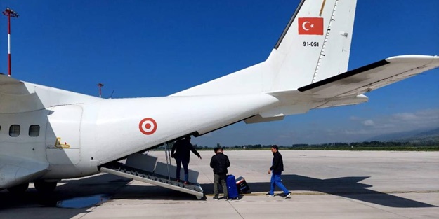 Hava Kuvvetlerine ait uçak, organ nakli için havalandı: Vatandaşımıza acil şifalar diliyoruz