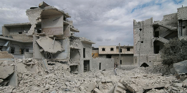 Hava saldırısında 86 sivil hayatını kaybetti