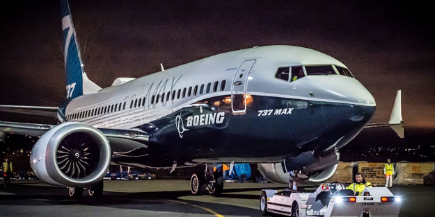 Hava yolu şirketleri uçağa erken binmemize engel oluyor? İşte sebebi