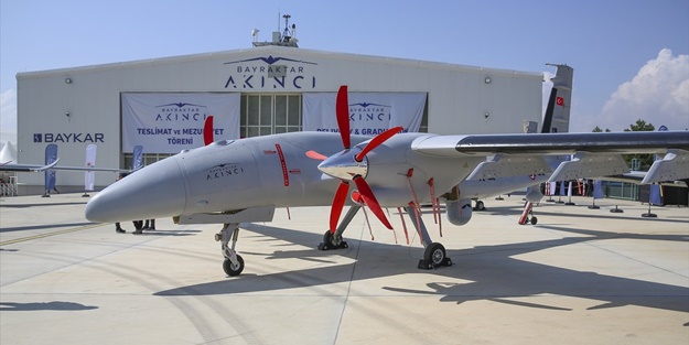 Havadaki dengeleri değiştirecek... AKINCI TİHA'yı yakın takibe aldılar