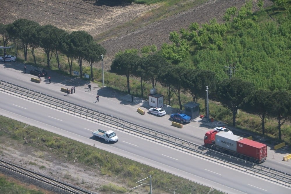 Havadan trafik denetiminde 18 araç sürücüsüne ceza 