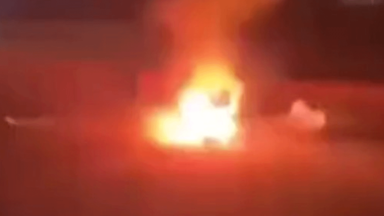 Havai fişekle oynamanın bedeli! Ortalık savaş alanına döndü!