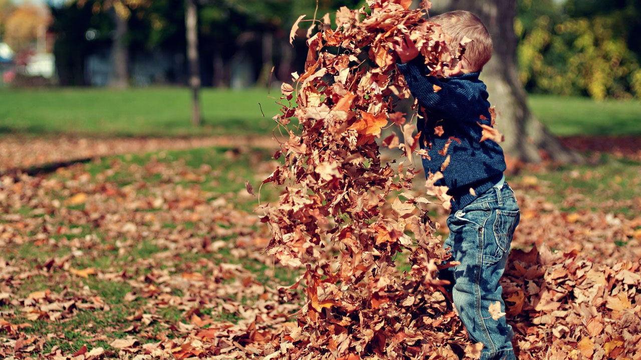 Havalar serinledi, şikayetler arttı! Geçmeyen öksürük ve geniz akıntısı sizi de mi buldu?