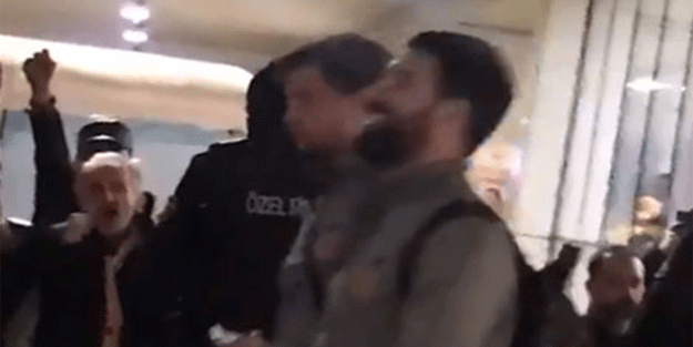 Havalimanı Arda Turan’a şok tepki!