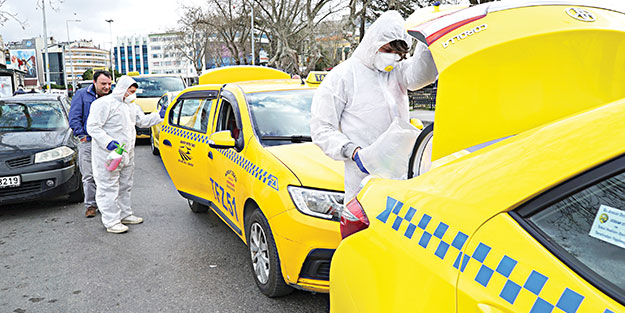 Havalimanı taksilerinde dezenfekte mesaisi