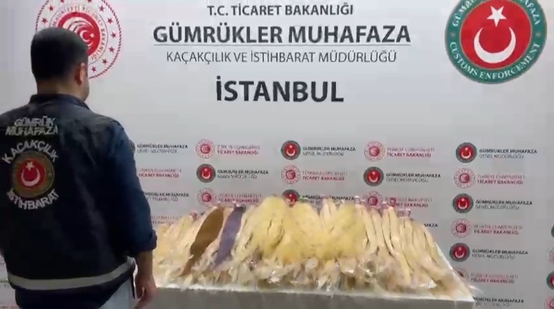 Havalimanında şaşkına çeviren an! 4 valiz dolu insan saçı