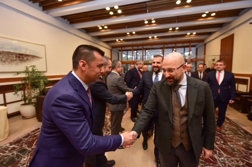 Havalimanları masaya yatırıldı 