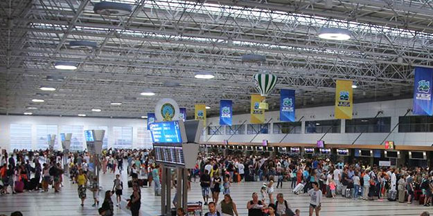 Havalimanlarında yiyecek ve içecek neden pahalı? TAV açıkladı