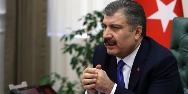 Havuzdan koronavirüs bulaşır mı? Fahrettin Koca'nın damlacık açıklaması!