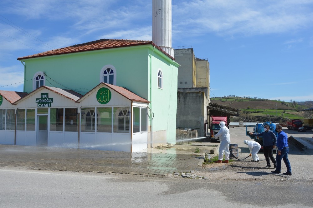 Havza Belediyesi’nden yasağın ikinci günü yoğun çalışma 