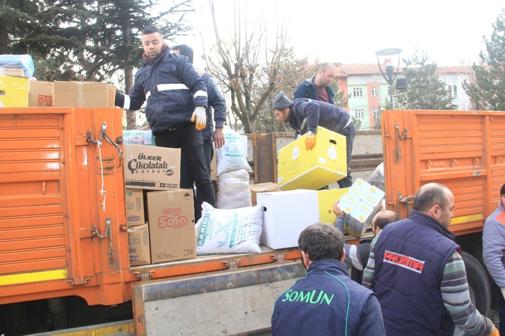 Havza’dan depremzedelere yardım eli 