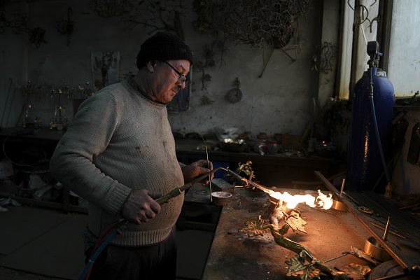 Hayal gücü cama ve metale yansıyor! Türkiye’de yapılıyor dünyayı süslüyor