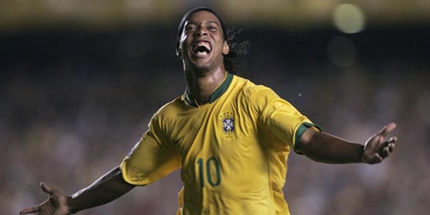 Hayaldi gerçek oldu, Ronaldinho Süper Lig'de!