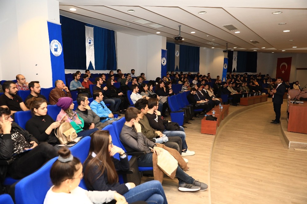 Hayallerin peşinden koşmak isteyen gençlere destek ve hibe fırsatları 
