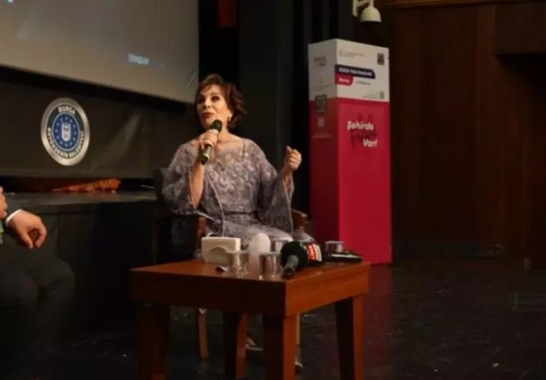 “Hayatım bitti dedim” Hülya Koçyiğit başından geçenleri itiraf etti!