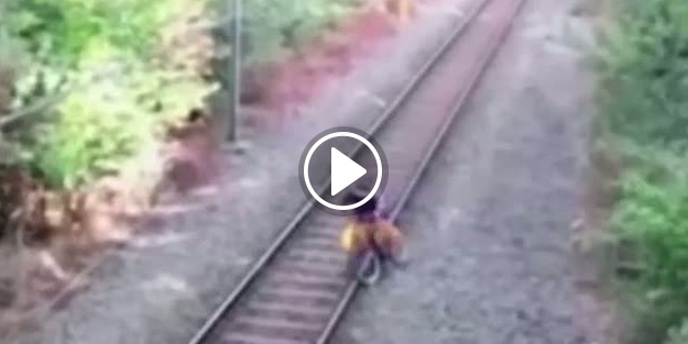 Hayatını tehlikeye atıp, kurtardı