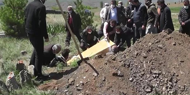 Hayatının hatasını yaptı! Tabutla toprağa verildi