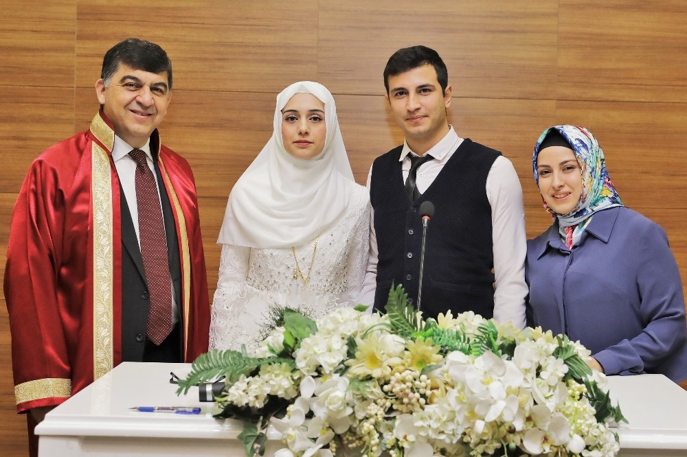 Hayatlarını birleştirmek için ’Evet’ dediler 