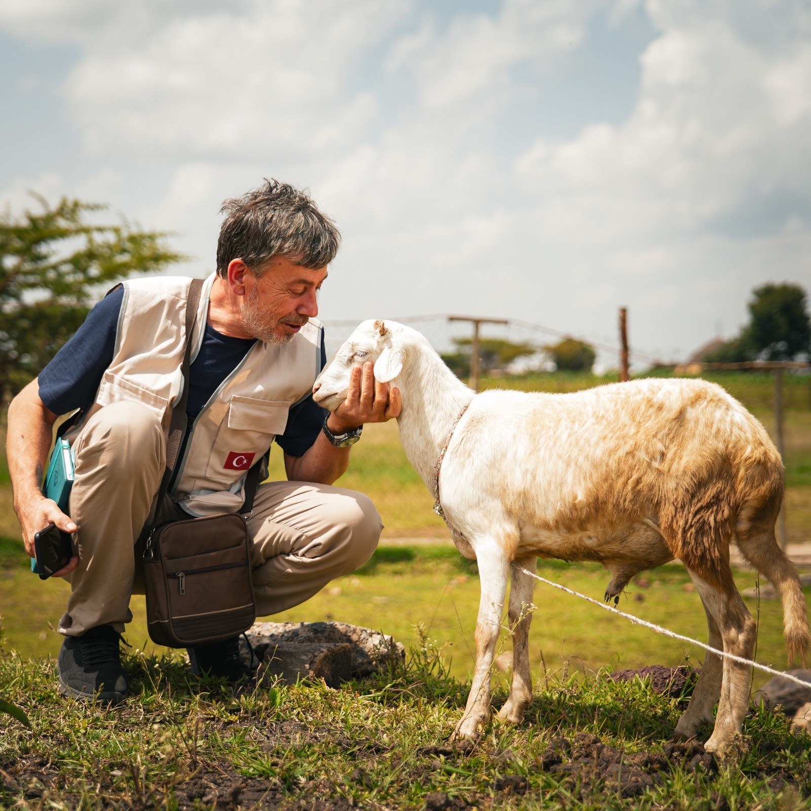 HAYDER 3 kıtada, 13 ülkede ve onlarca bölgede 2.000.000 kişiye ulaştı