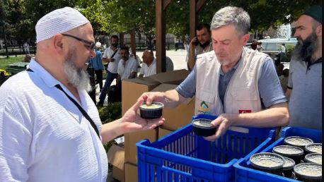 HAYDER Âşûrâ Günü Vesilesiyle Binlerce Aşure Dağıttı