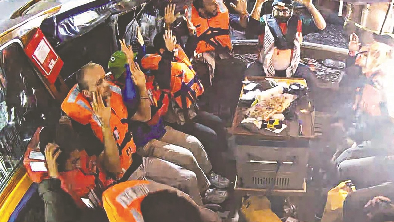 Haydut İsrail Nazi'den beter