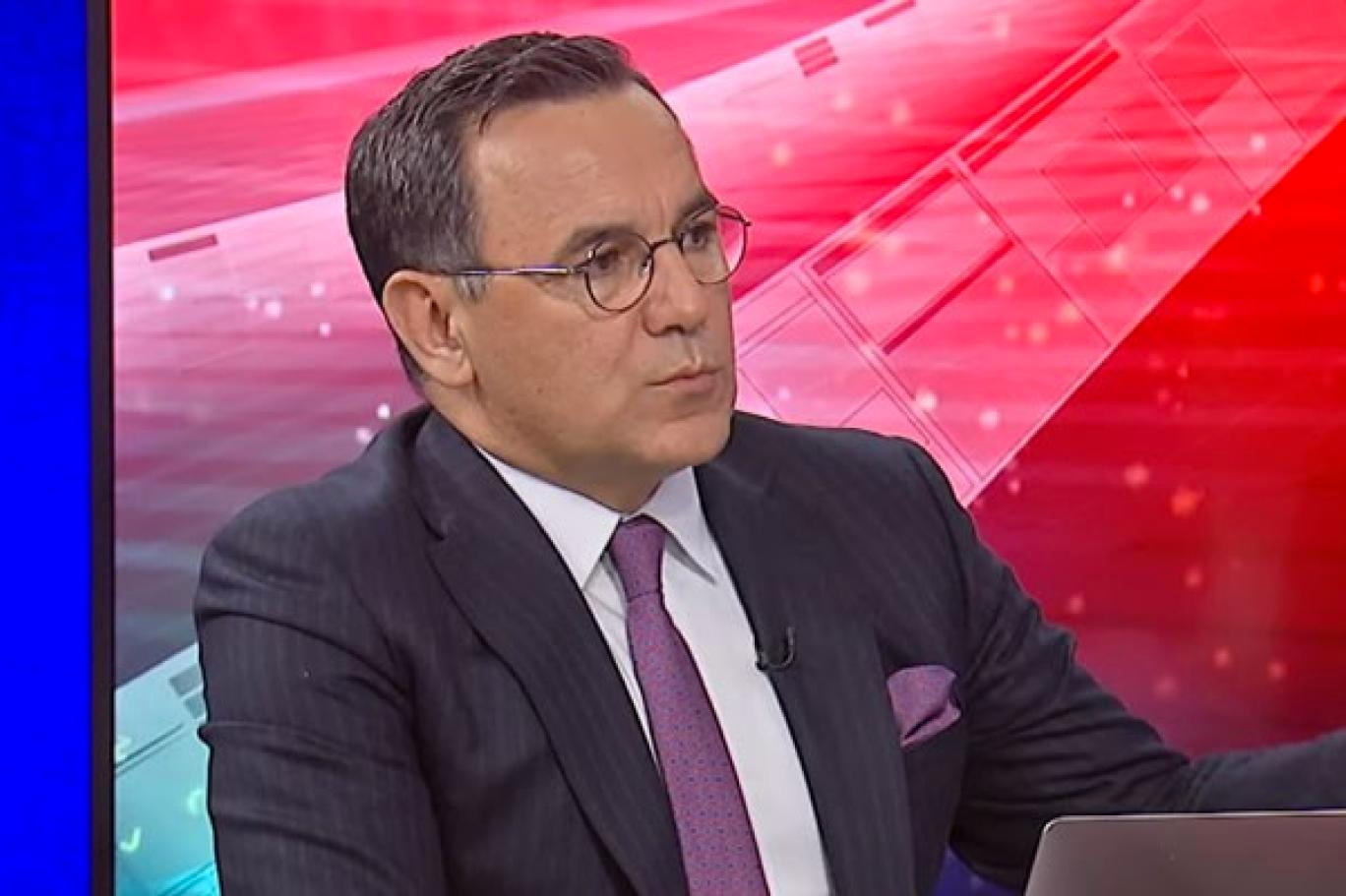 Hayırlı işler bol güneşler Deniz Zeyrek! Oturup ağlama sonra