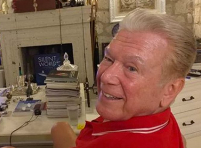 Hayırlı işler, bol güneşler Uğur Dündar! Iyyy, midemiz bulandı vallahi