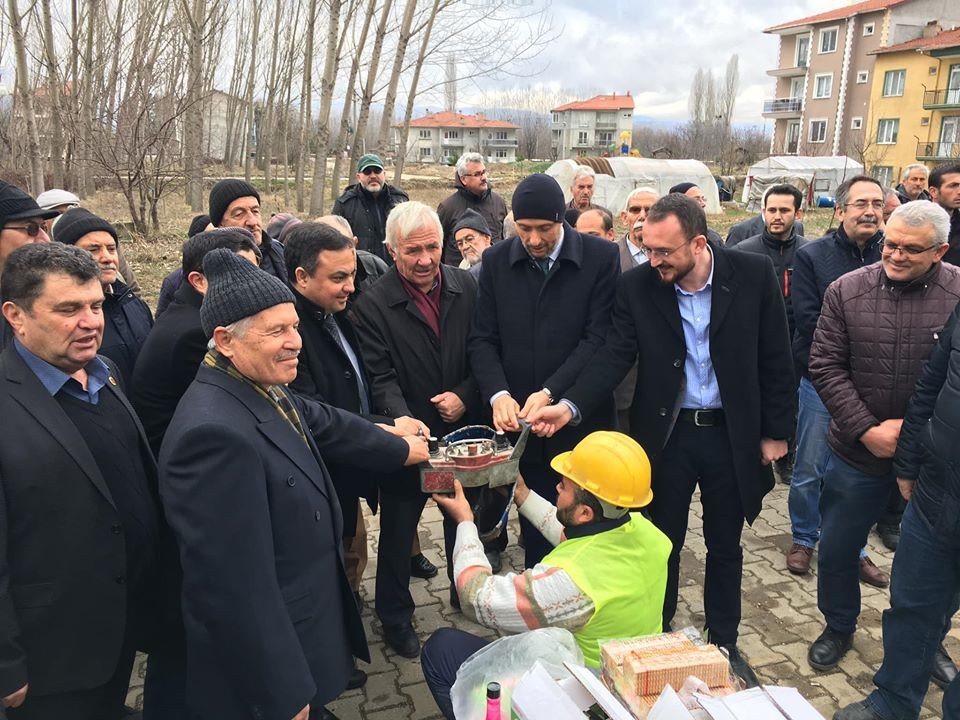 Hayırsever iş adamı cami yaptırıyor 