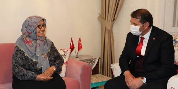 Hayırsever kadından örnek davranış