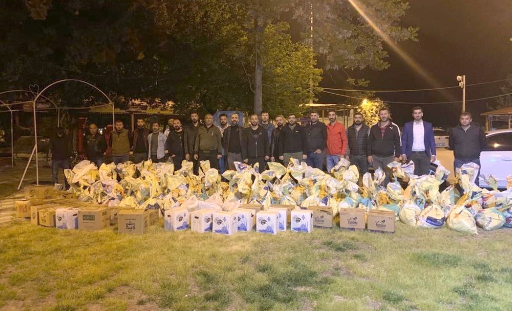 Hayırseverler Ramazan ayının ilk gününde ihtiyaç sahiplerini sevindirdi 