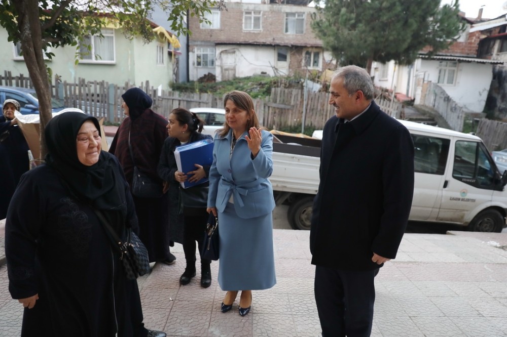 Hayırseverlerden gönüllü yardım hareketine yoğun ilgi 