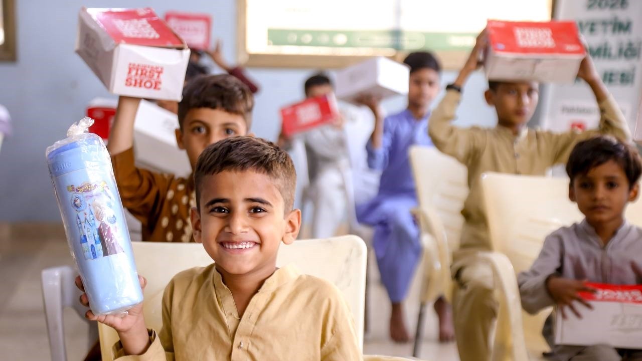 Hayrat Yardım'dan 21 Ülkede Eğitime Destek