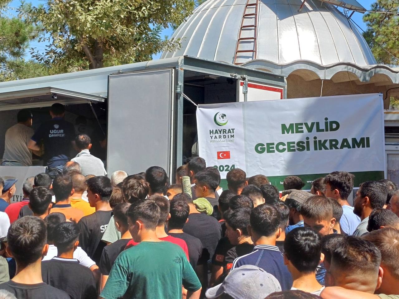 Hayrat Yardım'dan Mevlid-i Nebî organizasyonu