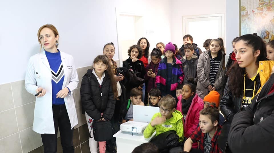 Hayvan Bakım Merkezi’nin misafirleri öğrenciler oldu 