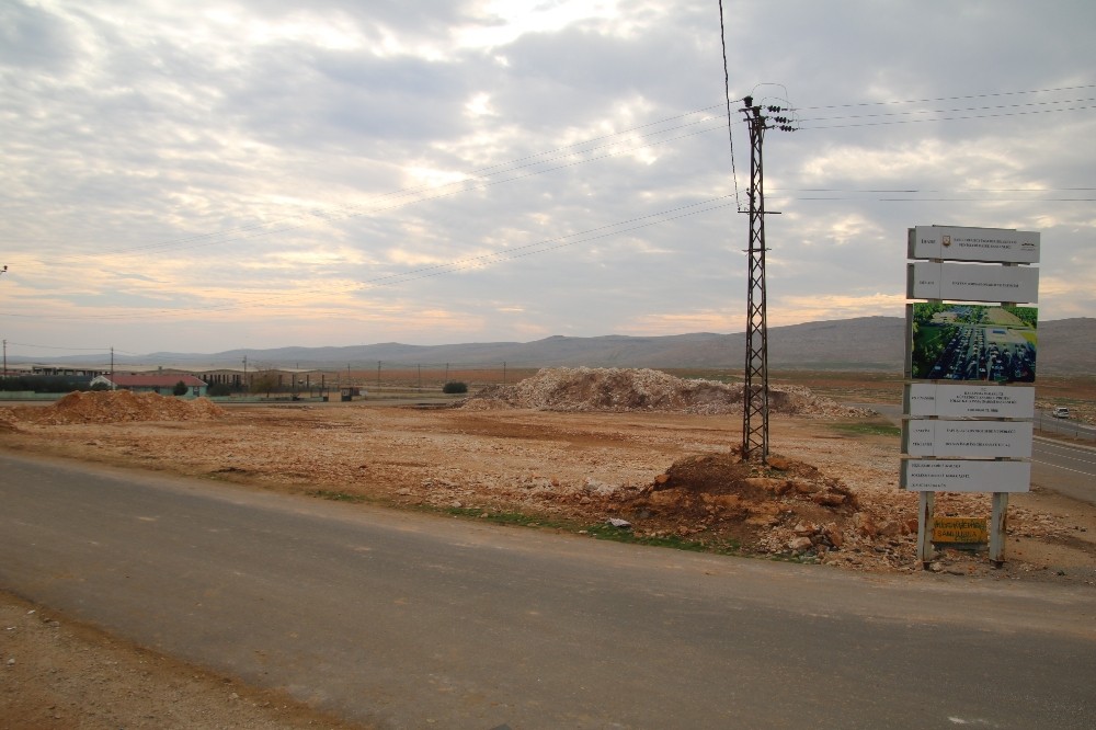 Hayvan borsası inşaatı devam ediyor 