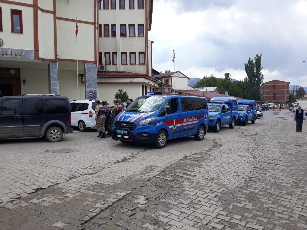 Hayvan hırsızlığı yapan 9 kişi yakalandı 