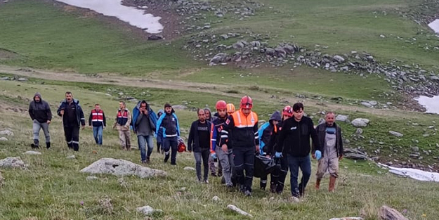 Hayvan otlatırken yıldırımın isabet ettiği çocuk öldü