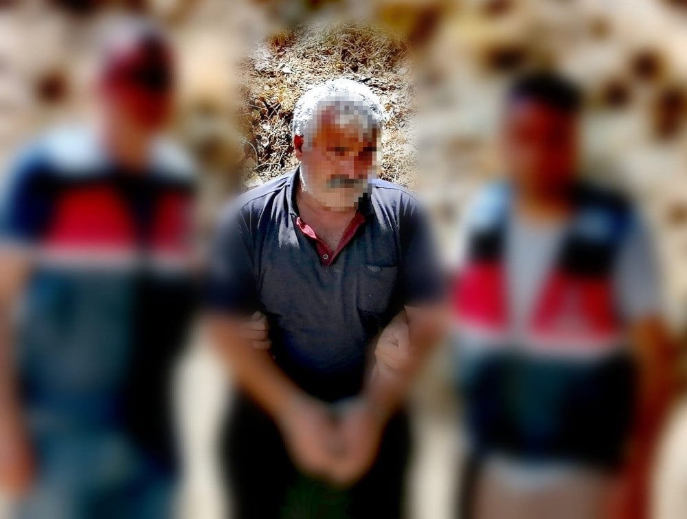 Hayvan otlatma yüzünden anne ve oğlunu öldüren zanlı yakalandı 