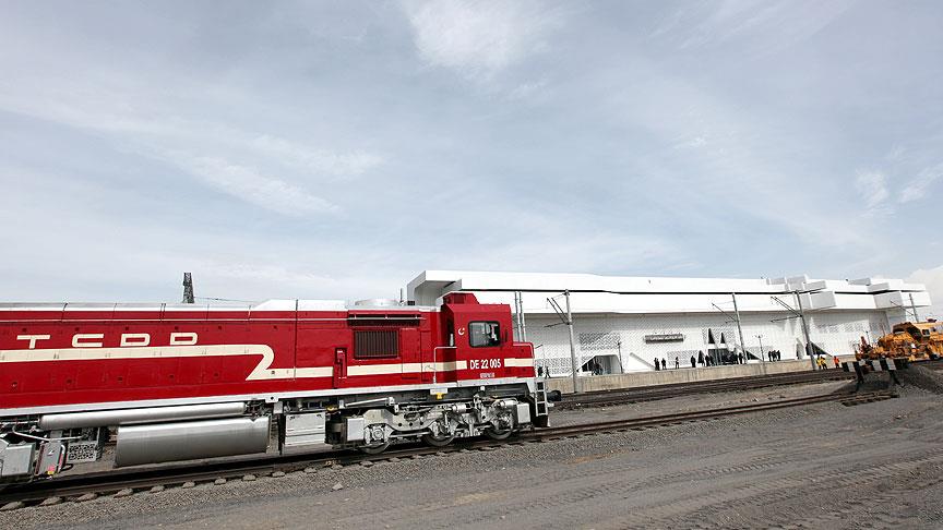 Hazar İbrahim: BTK demiryolu geniş bir coğrafyayı birbirine bağlayacak