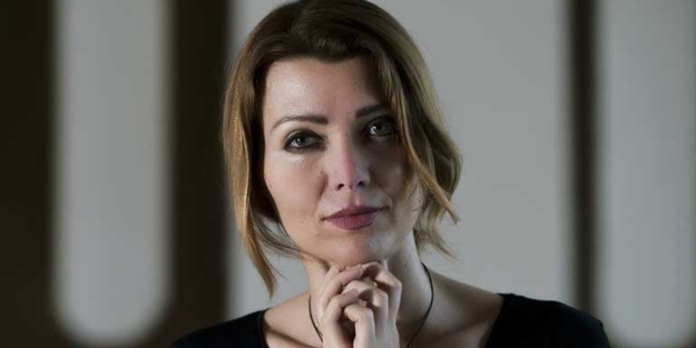 Elif Şafak'tan Erdoğan'a çirkin hakaret!
