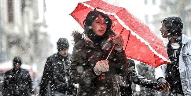 Hazır mısınız geliyor gelmekte olan! Lapa lapa kar yağacak