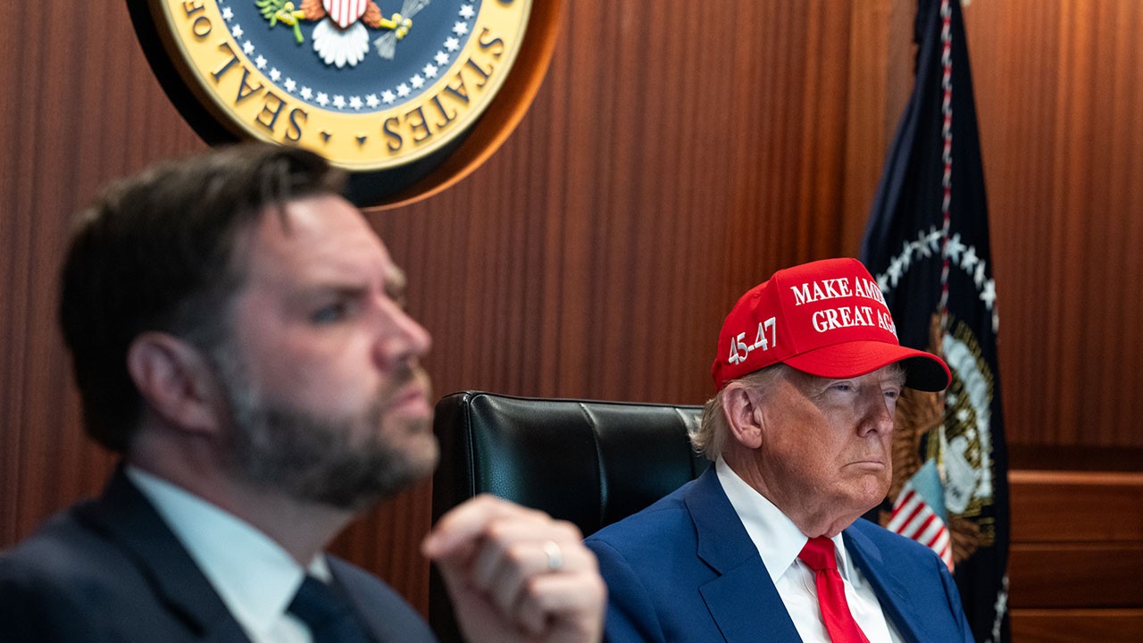 “Hazır olun” diyen Devrim Muhafızları’ndan ABD’yi titreten açıklama! “Bu bir güç değil, aksine…”