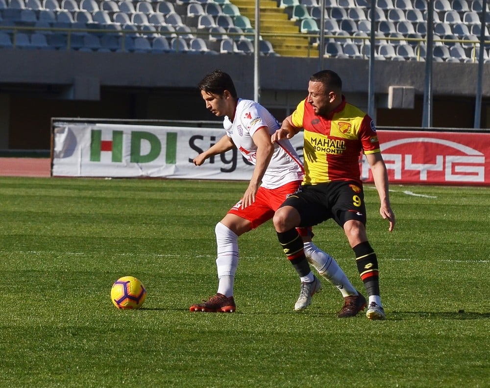 Hazırlık maçında gol yağmuru: Göztepe: 5 - Altınordu: 4 