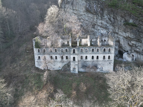Hazreti Yahya'ya atfen inşa edilmiş! Görenler hayran kalıyor ama...