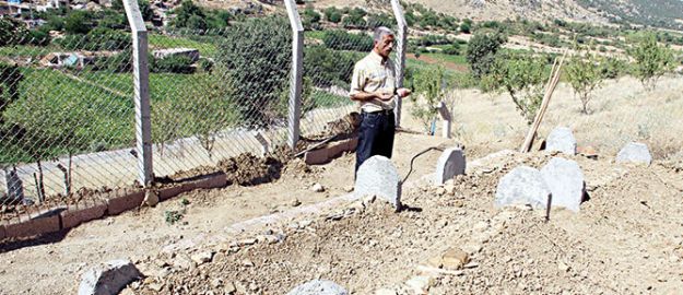 Hazro’da ölenler defnedildi