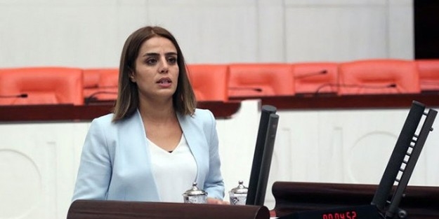 HDP bu yüzden kapanmalı! Kadınları unuttu, Öcalan’a methiyeler dizdi