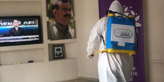 HDP Esenyurt ilçe binası operasyonu: 100 bin fotoğraflık terörist arşivi çıktı!